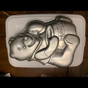 Wilton “Winnie the Pooh” Cake Pan